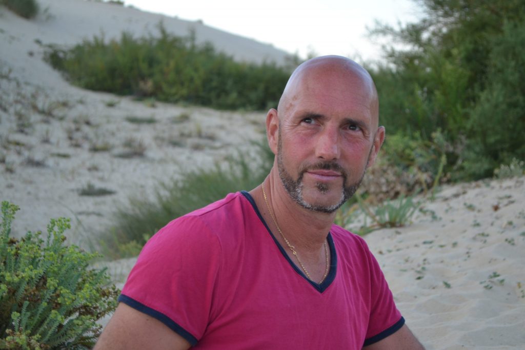 Jack-Laurent Amar AUTEUR DE ROMANS (POLAR, THRILLER ET LITTÉRATURE
BLANCHE)